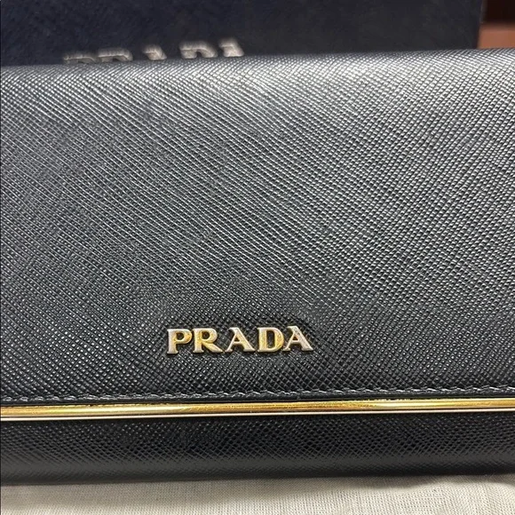 Prada Black Leather Wallet #PRA-212